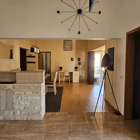 Anisa Apartment Vir Exterior photo