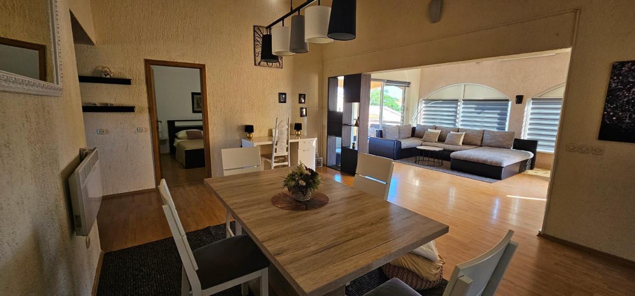 Apartment Anisa